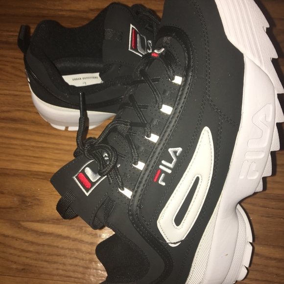 fila sneakers urban outfitters